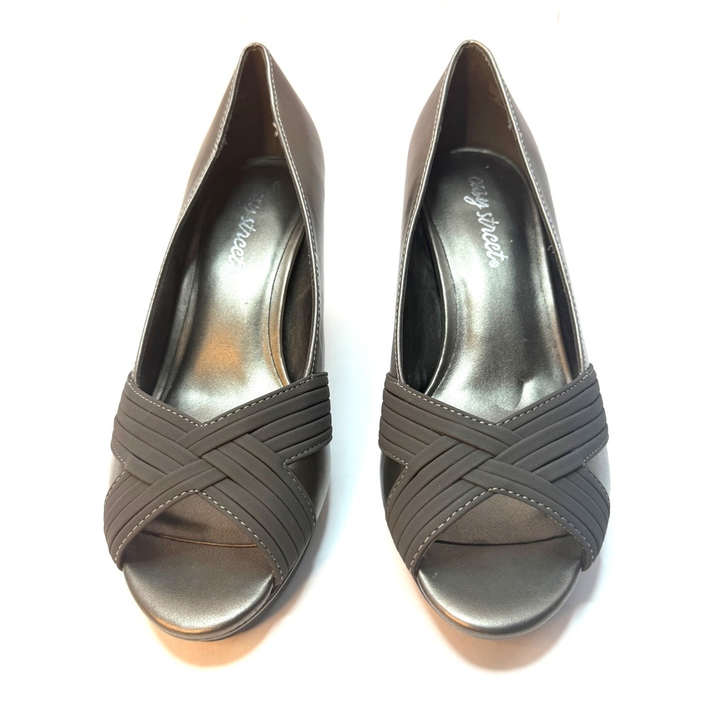 Easy Street Women's Lavish Platform Pumps Pewter Size 7W NWT and BOX